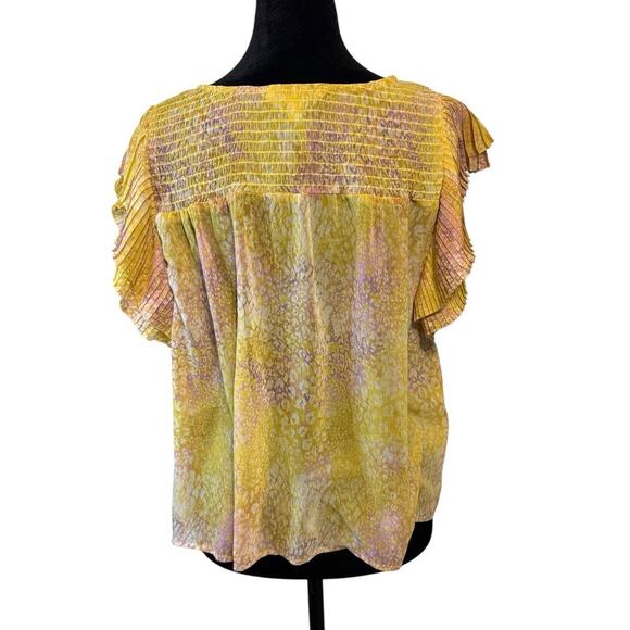 BB Dakota by Steve Madden Smocked Ruffle Sleeve Blouse Yellow Pink Print Top M - Picture 2 of 6
